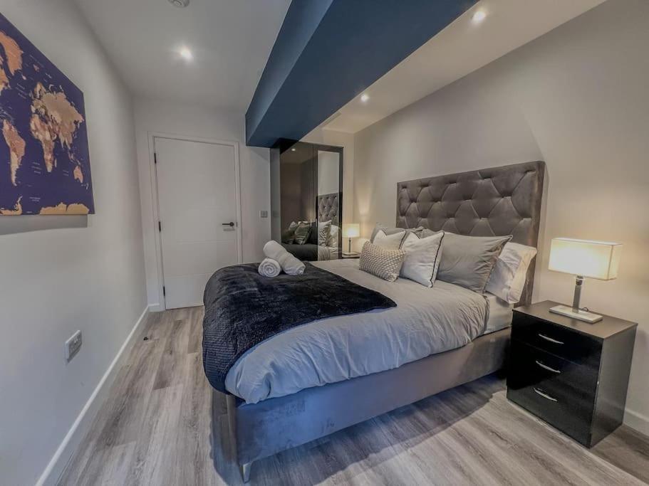 Orange Rentals-High Spec, Midnight Suite, Sleeps 4-Pets Welcome! ลิเวอร์พูล ภายนอก รูปภาพ